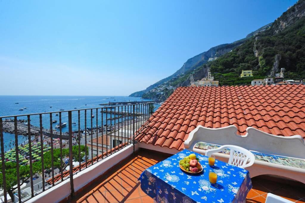 Mamma Rosanna - Apartment In Amalfi With Terrace Eksteriør bilde
