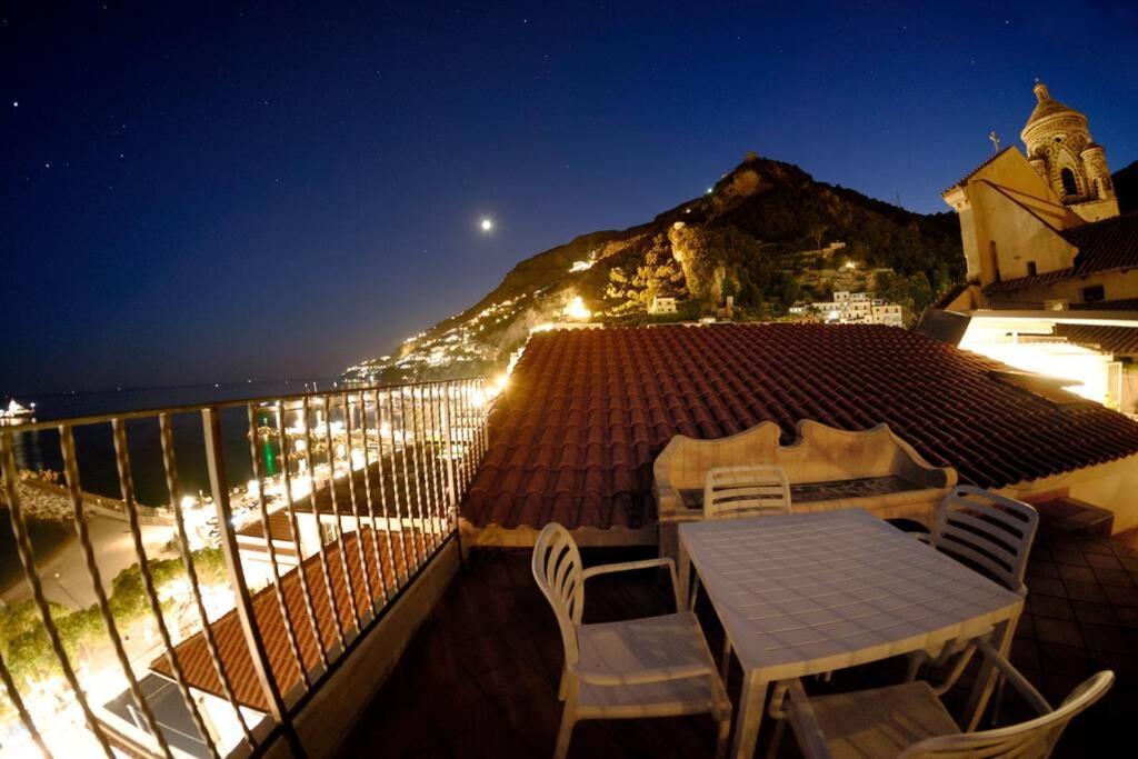 Mamma Rosanna - Apartment In Amalfi With Terrace Eksteriør bilde